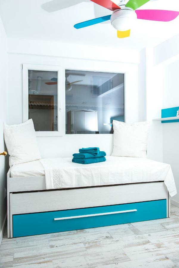 Laura Sea View Apartment บาเลนเซีย ภายนอก รูปภาพ