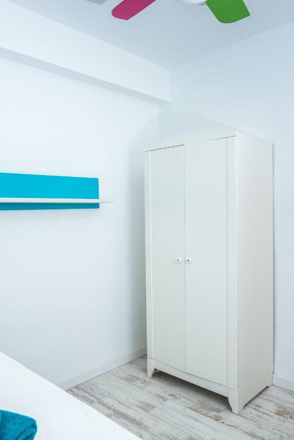 Laura Sea View Apartment บาเลนเซีย ภายนอก รูปภาพ