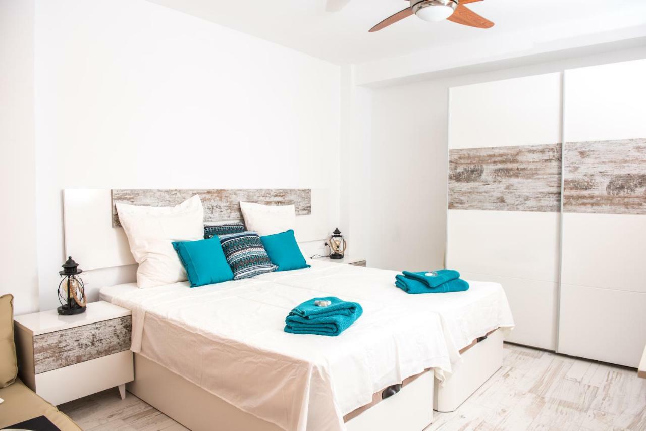Laura Sea View Apartment บาเลนเซีย ภายนอก รูปภาพ
