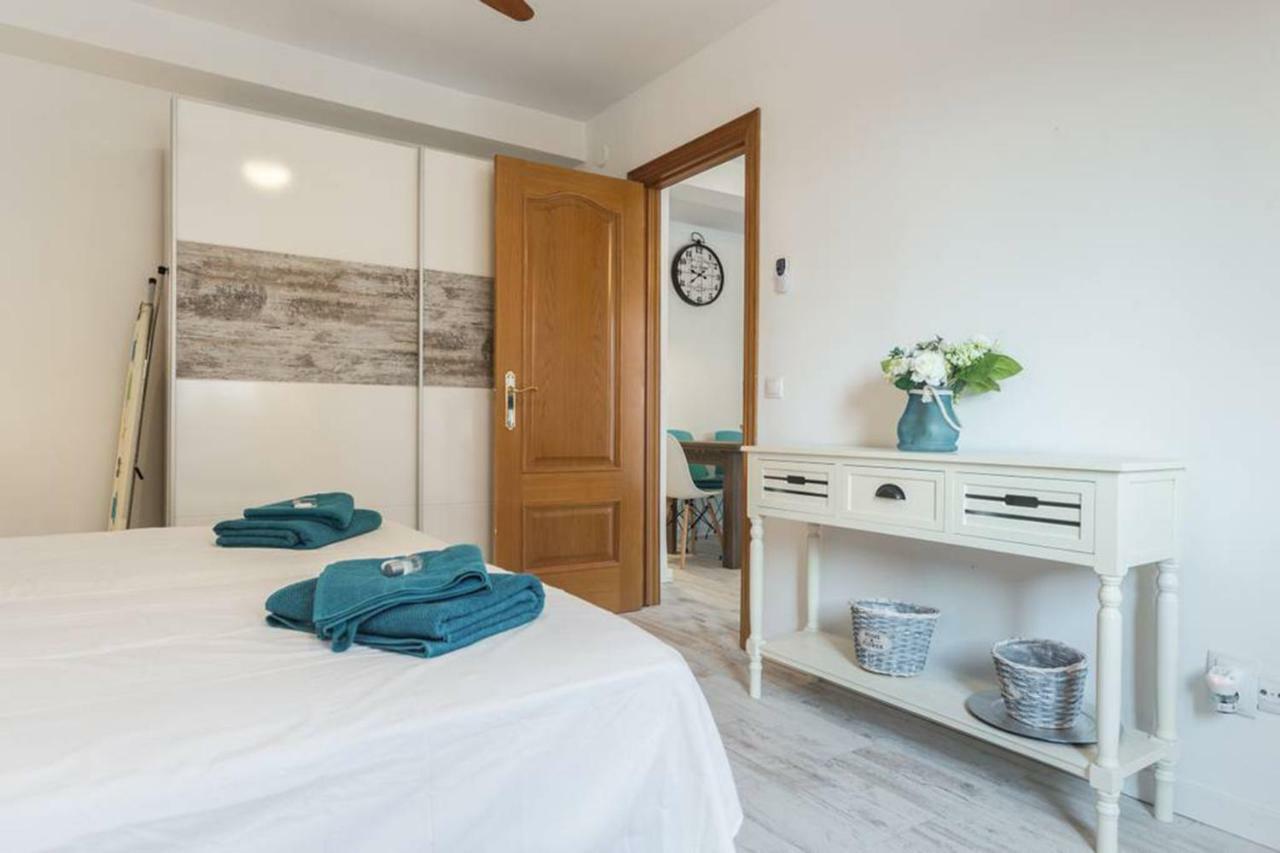 Laura Sea View Apartment บาเลนเซีย ภายนอก รูปภาพ